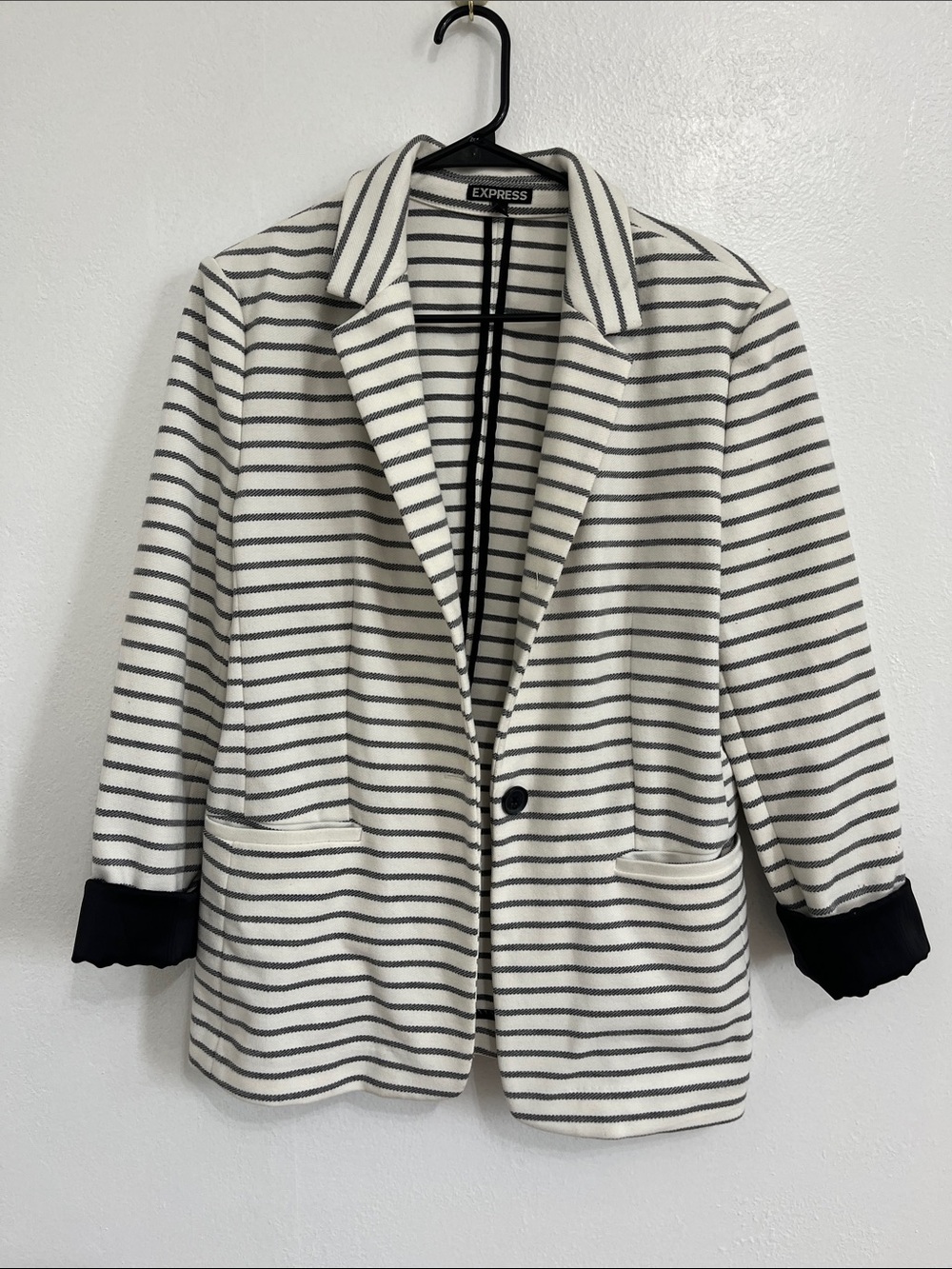Express Women's Cream & Black Striped Blazer Size Large